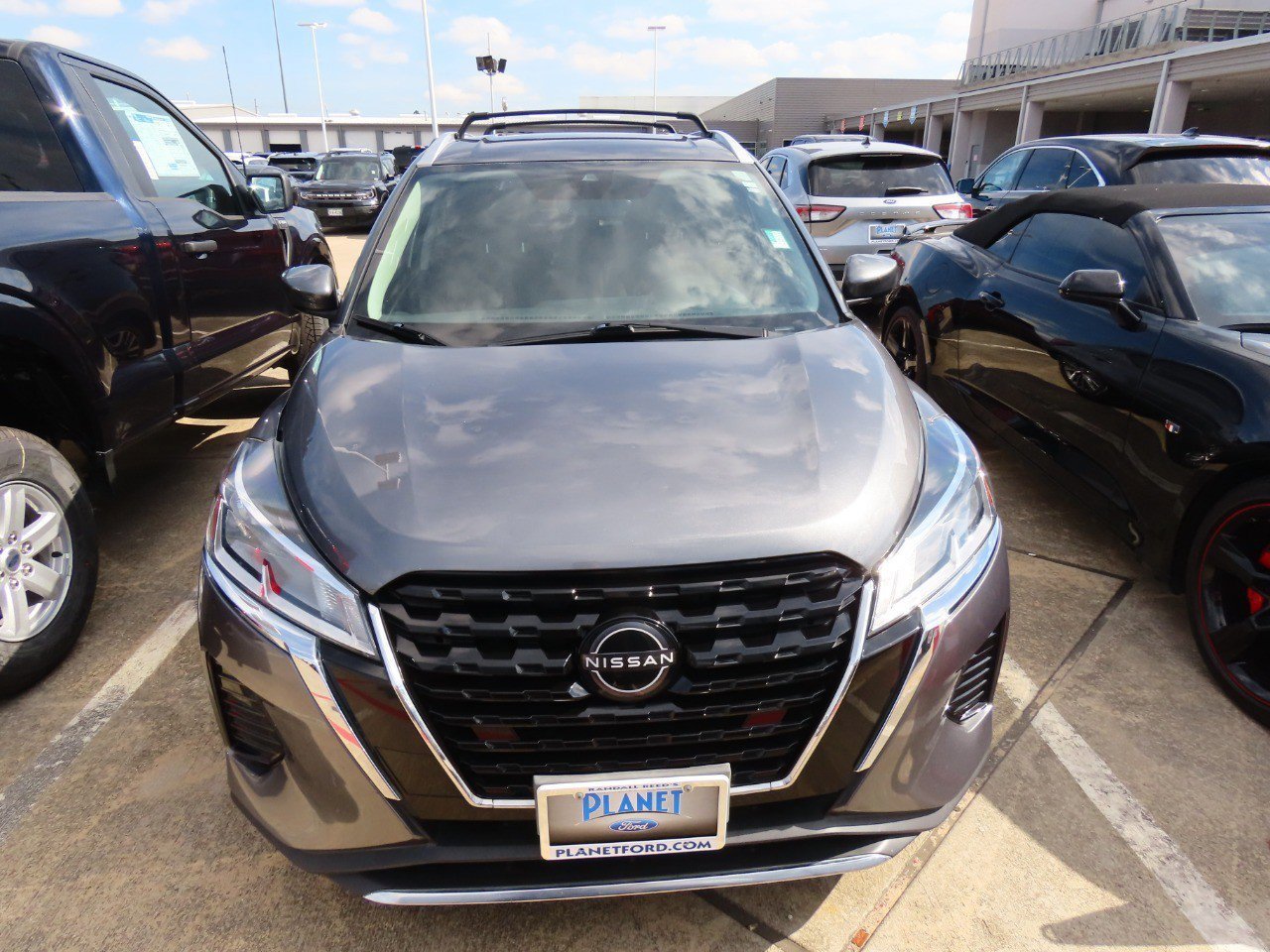 Used 2022 Nissan Kicks SV w/ Interior Electronics Package image 5