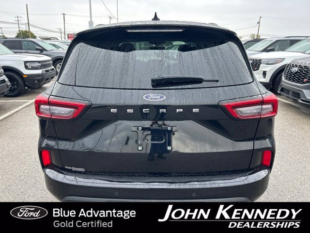 Certified 2023 Ford Escape ST-Line w/ Tech Pack #1 FWD image 11