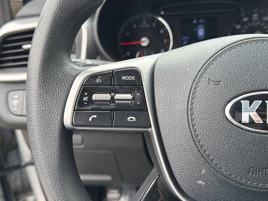Used 2020 Kia Sorento LX FWD image 25