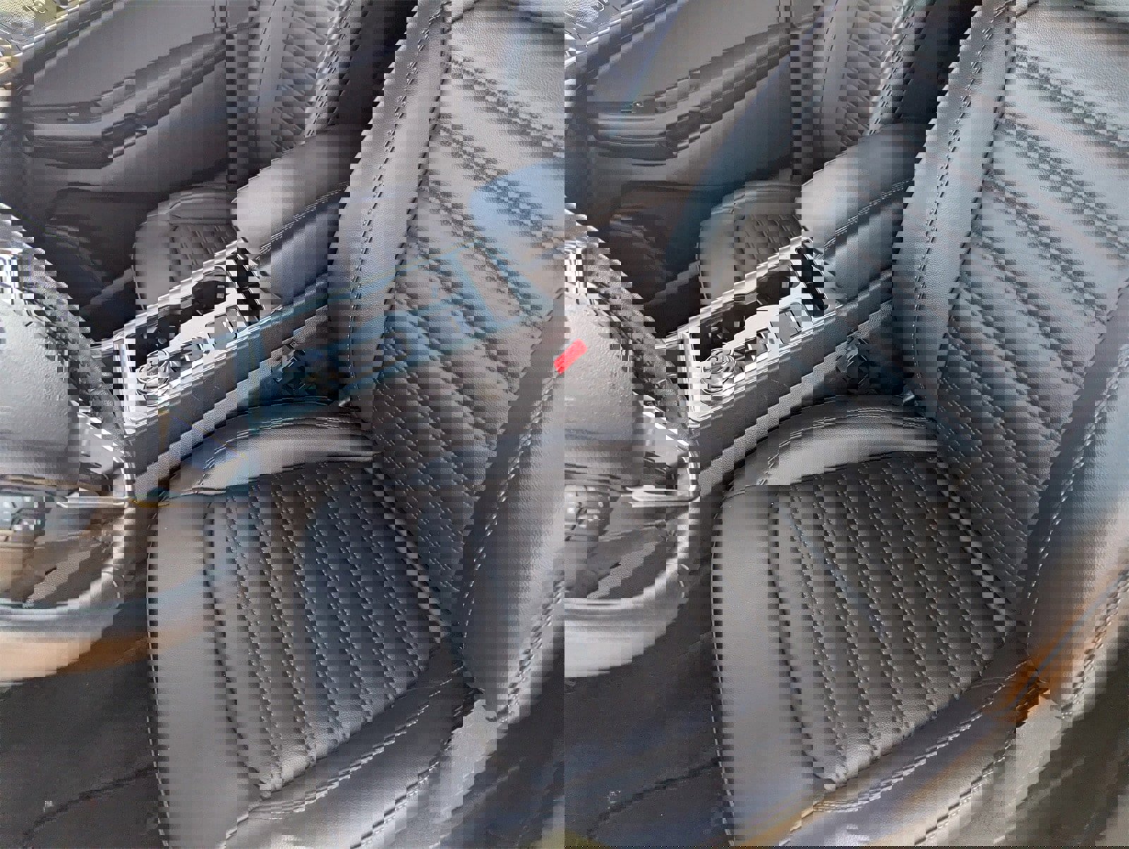 Certified 2024 Ford Edge SEL image 20