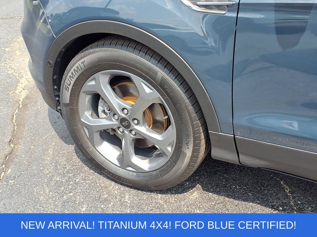 Certified 2019 Ford Escape Titanium AWD/4WD image 30