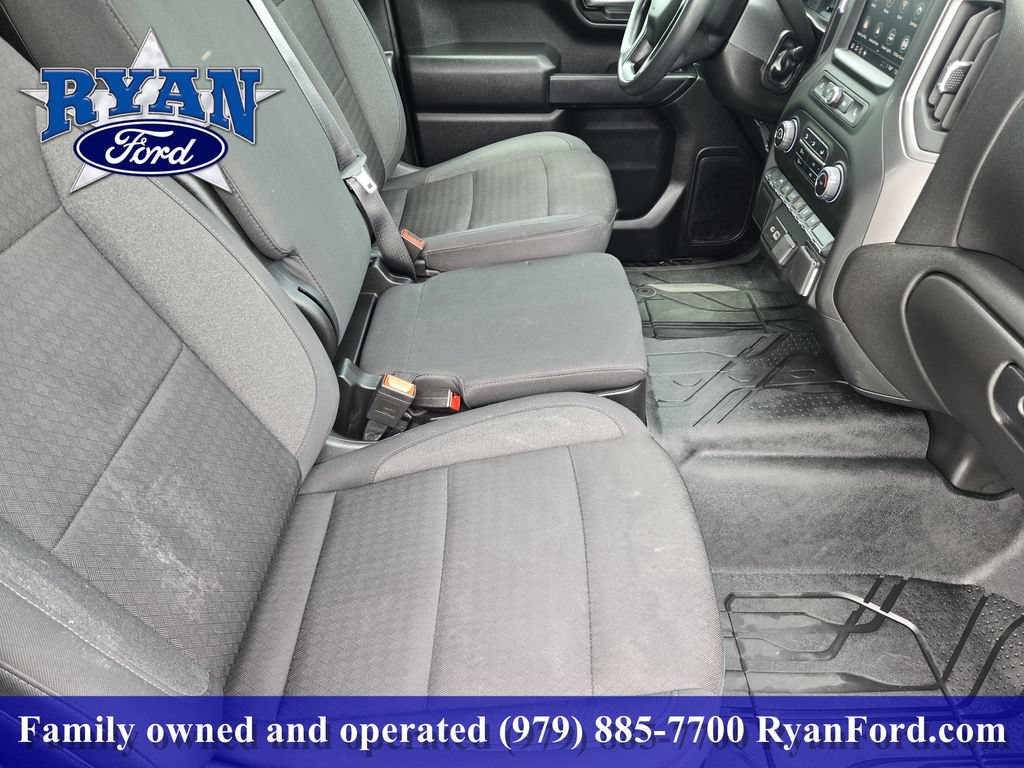 Used 2025 Chevrolet Silverado 1500 Custom RWD image 10