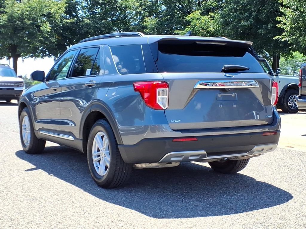 Certified 2021 Ford Explorer XLT w/ Equipment Group 202A AWD/4WD image 6