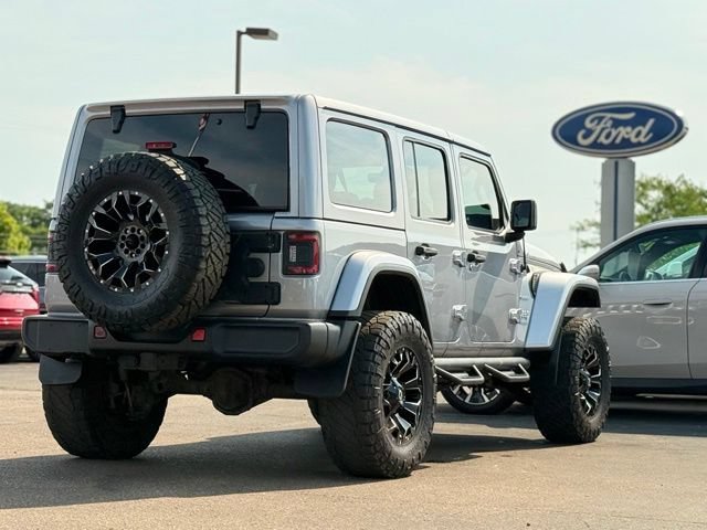 Used 2018 Jeep Wrangler Unlimited Sahara w/ Dual Top Group AWD/4WD image 28