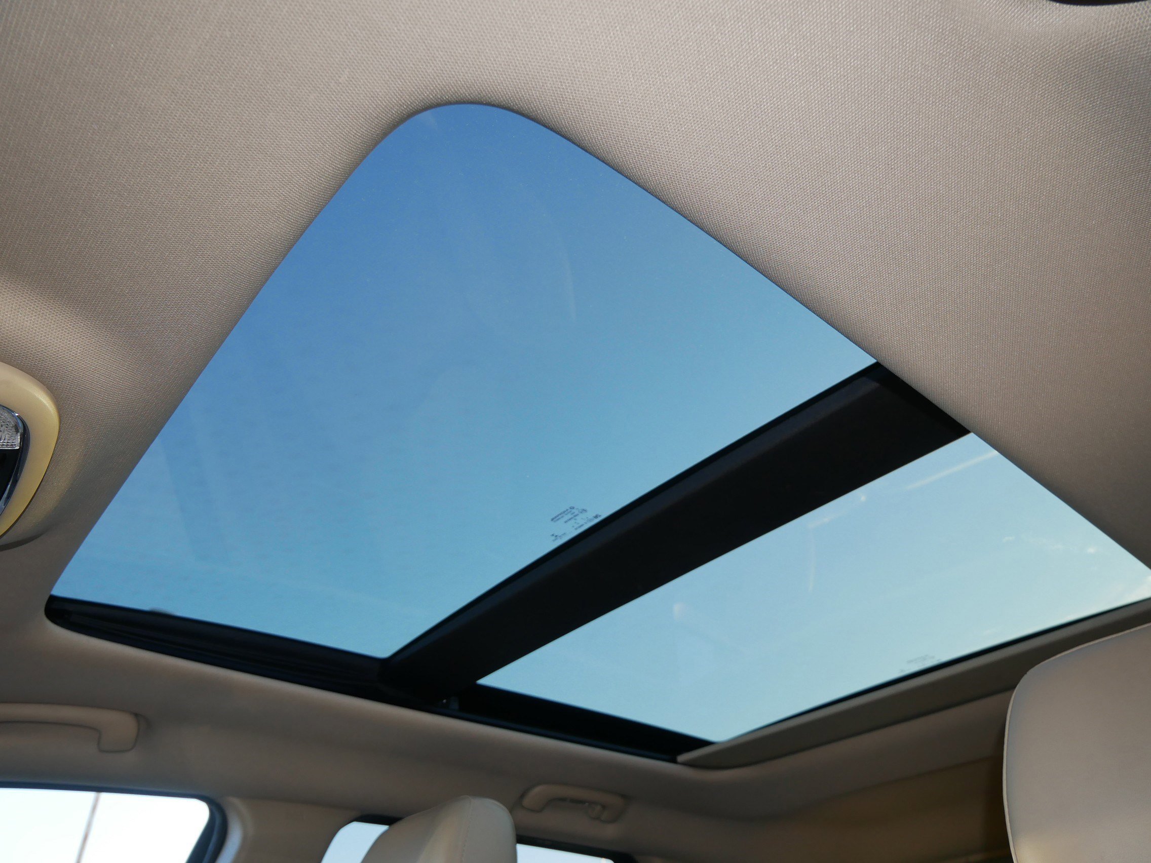 Used 2021 Jeep Renegade Latitude w/ Luxury Group I image 33