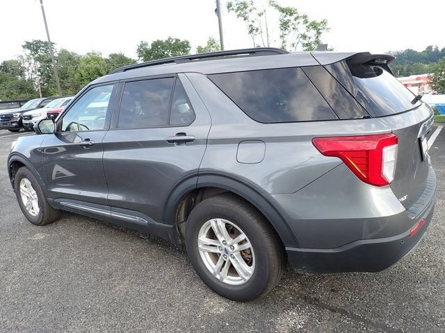 Certified 2023 Ford Explorer XLT w/ Equipment Group 202A AWD/4WD image 4