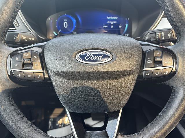 Certified 2022 Ford Escape Titanium AWD/4WD image 26