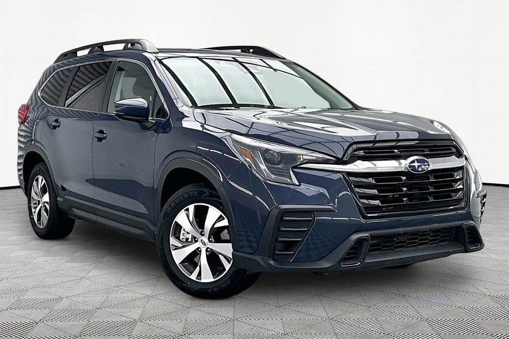 Used 2025 Subaru Ascent Premium image 5