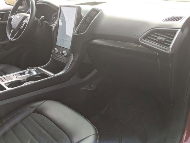 Certified 2022 Ford Edge ST-Line image 28