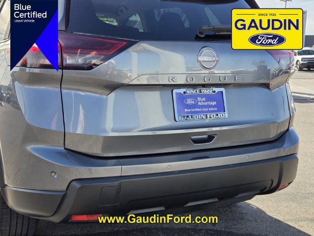Used 2025 Nissan Rogue SV FWD image 6