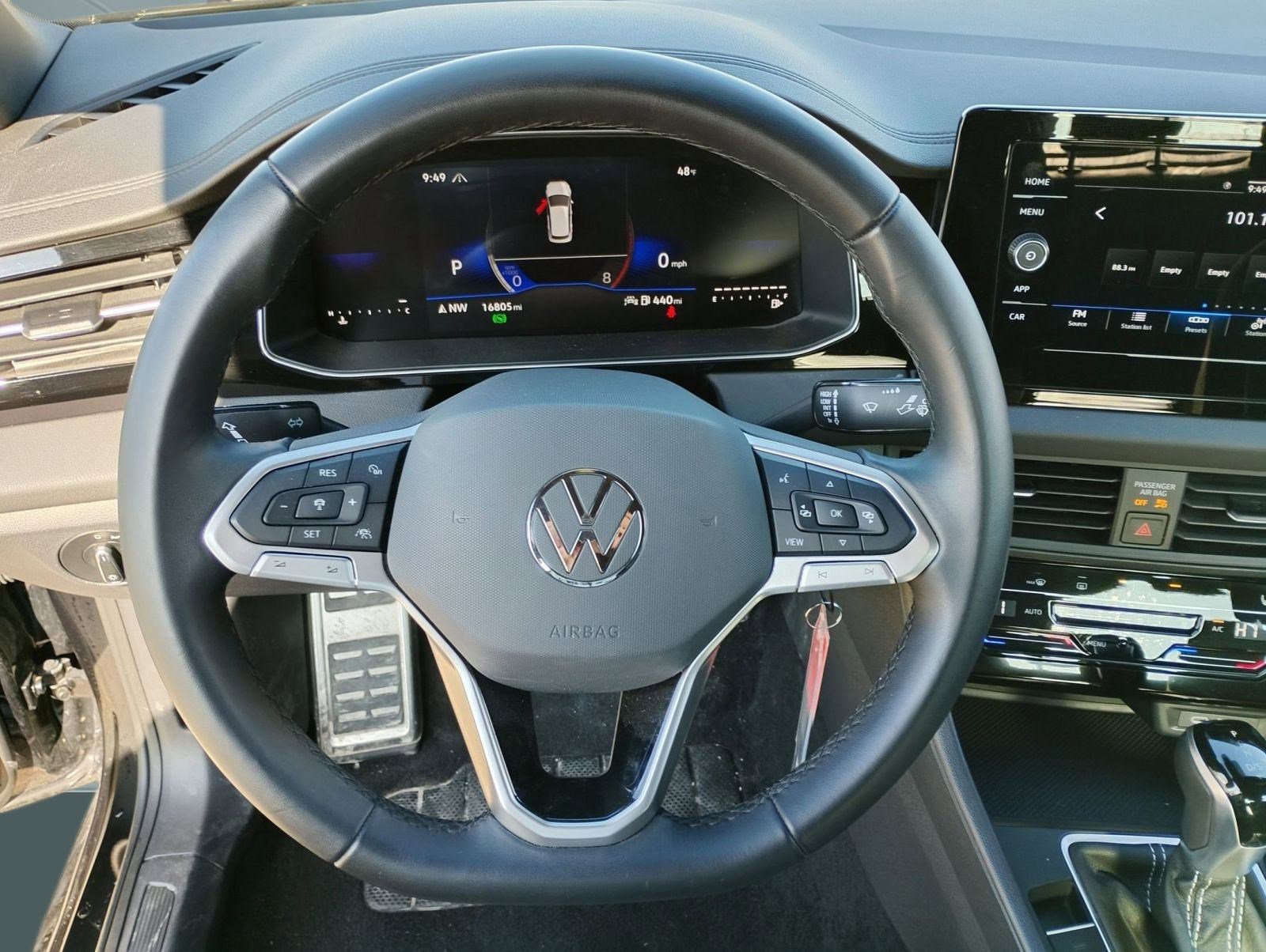 Used 2025 Volkswagen Jetta Sport image 13