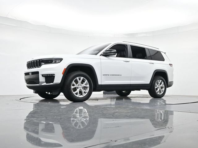 Used 2023 Jeep Grand Cherokee L Limited AWD/4WD image 41