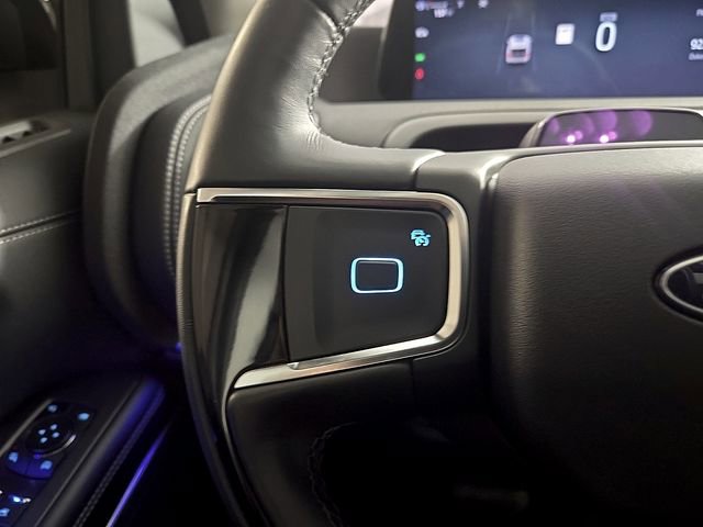 Certified 2025 Ford Expedition Platinum w/ Driver's Package image 23