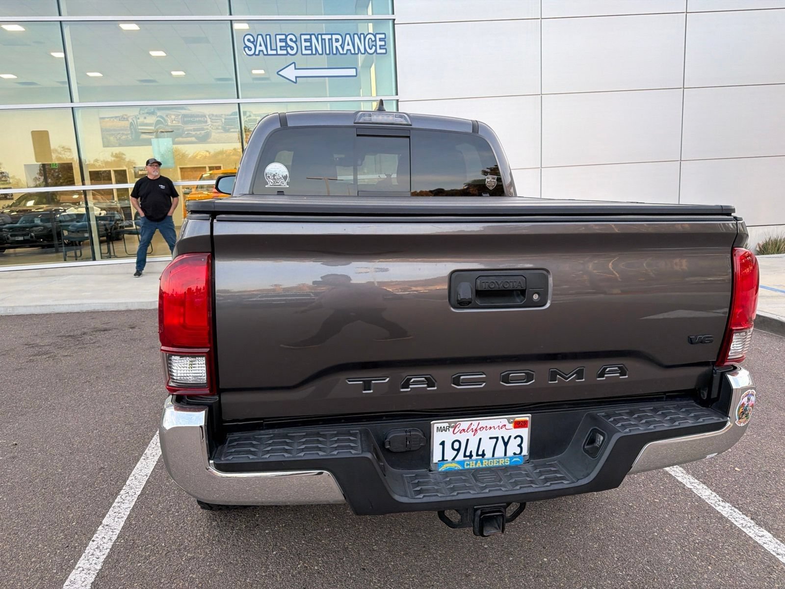 Used 2021 Toyota Tacoma SR5 RWD image 17