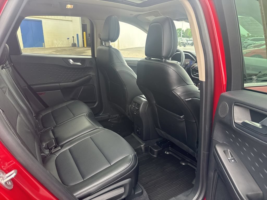 Certified 2020 Ford Escape Titanium w/ Titanium Premium Package 2.0 FWD image 50