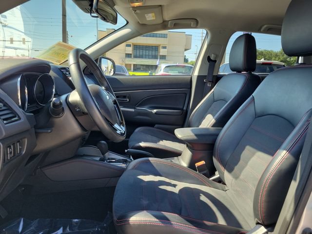 Used 2024 Mitsubishi Outlander Sport ES AWD/4WD image 17
