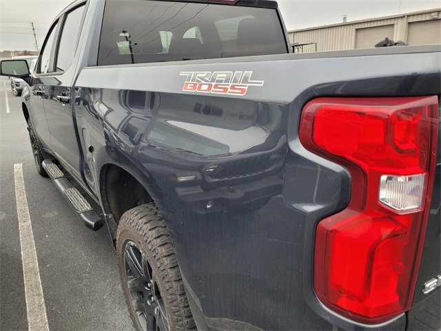Used 2022 Chevrolet Silverado 1500 LT Trail Boss w/ Safety Package image 8