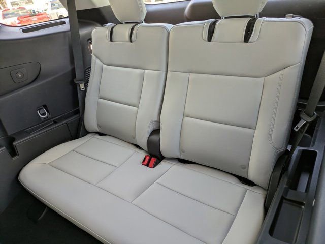 Certified 2025 Ford Explorer Platinum w/ LUX Leather Package AWD/4WD image 12