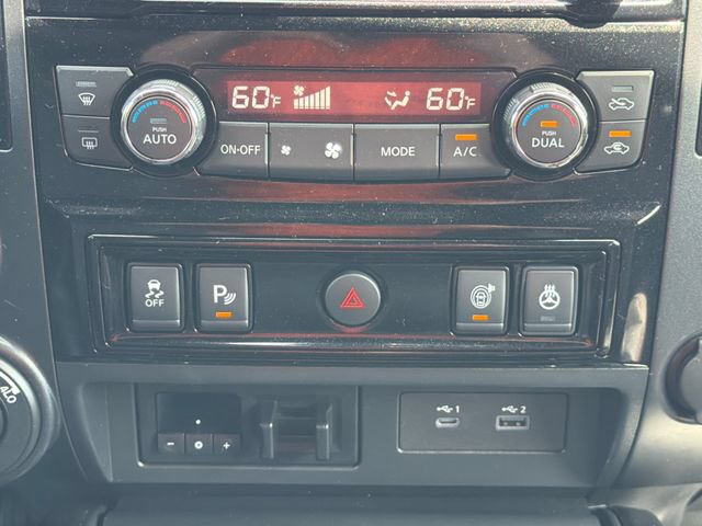 Used 2020 Nissan Titan PRO-4X w/ Pro-4x Convenience Package AWD/4WD image 31