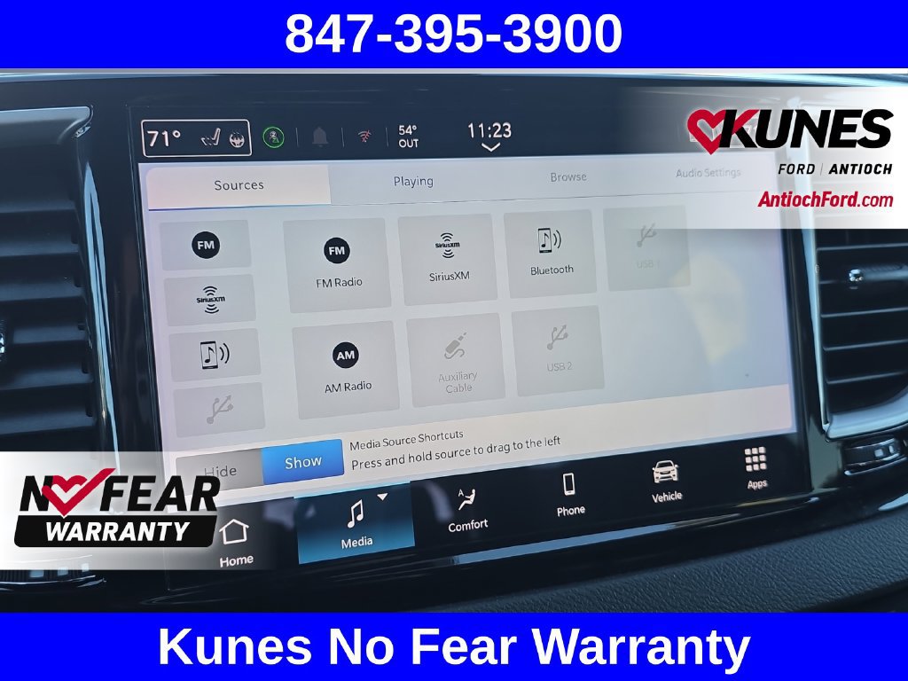Used 2025 Chrysler Pacifica Select FWD image 27