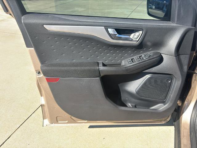 Certified 2020 Ford Escape SE image 12