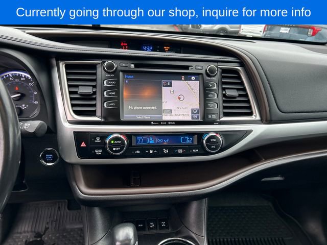Used 2019 Toyota Highlander XLE image 18