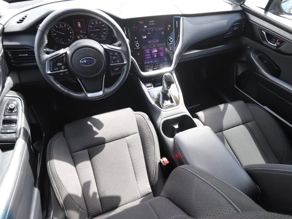 Used 2020 Subaru Outback Premium image 10