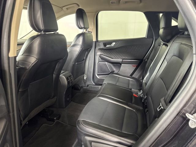 Certified 2020 Ford Escape Titanium AWD/4WD image 12