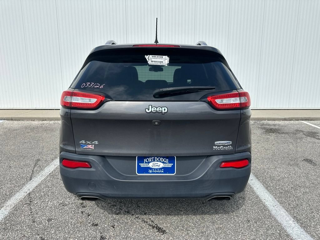 Used 2018 Jeep Cherokee Latitude Plus w/ Comfort/Convenience Group AWD/4WD image 6