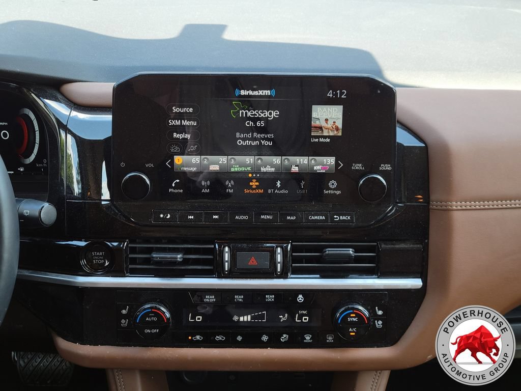 Used 2025 Nissan Pathfinder Platinum w/ Lighting Package (N92) FWD image 24