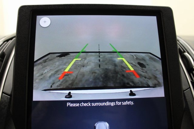 Certified 2023 Ford Edge SEL w/ Convenience Package image 10