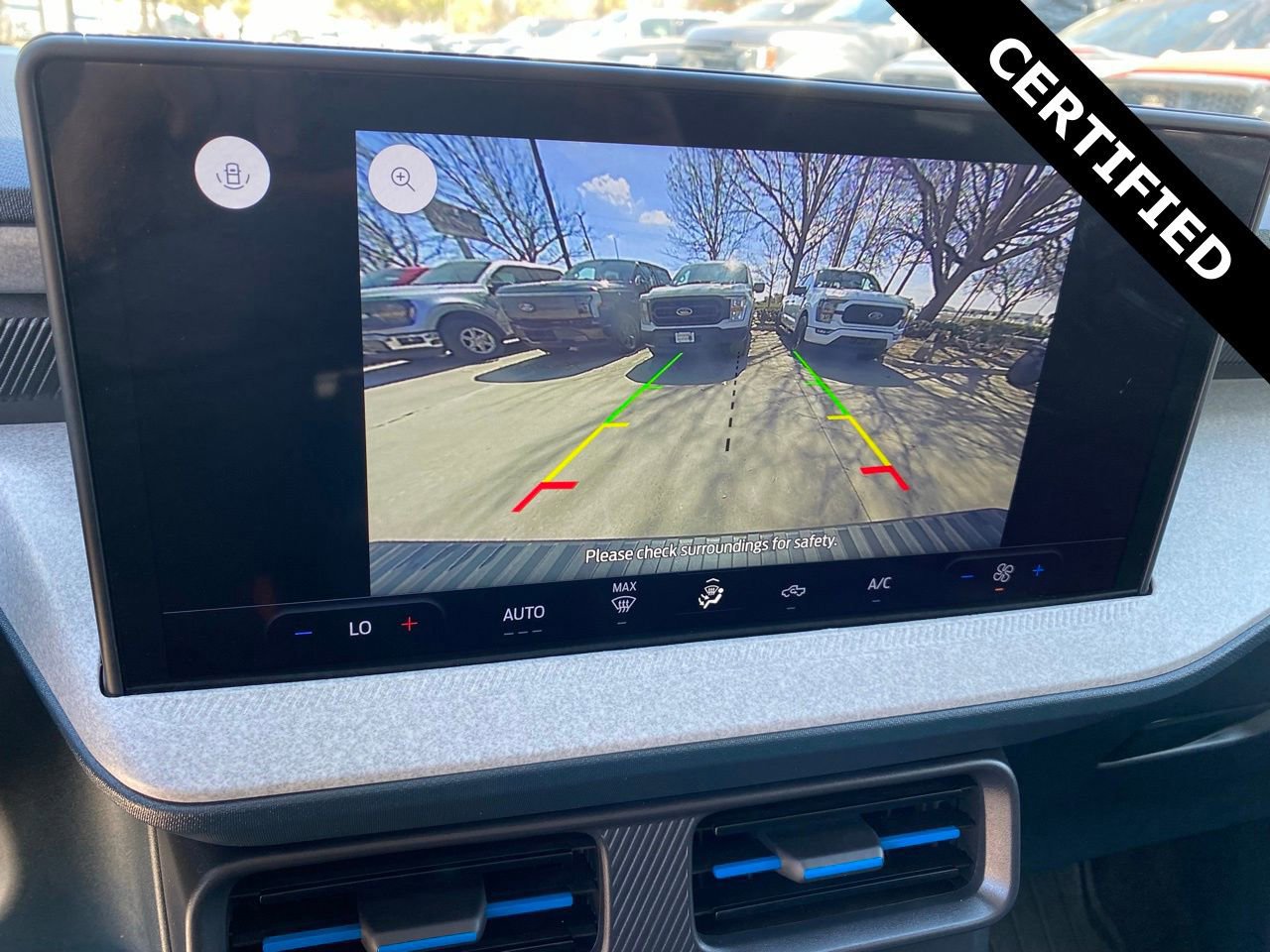 Certified 2025 Ford Maverick XLT image 28