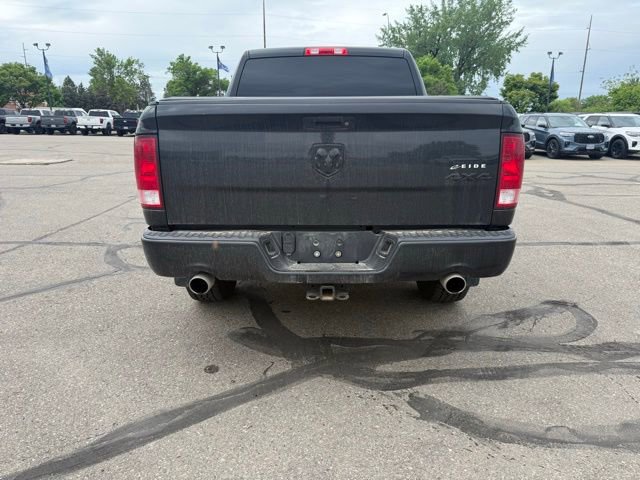 Used 2017 RAM 1500 Express w/ Black Ram 1500 Express Group AWD/4WD image 7