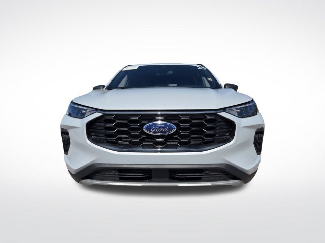 Certified 2025 Ford Escape ST-Line FWD image 3