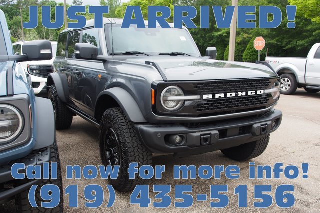 Certified 2025 Ford Bronco Badlands AWD/4WD image 1