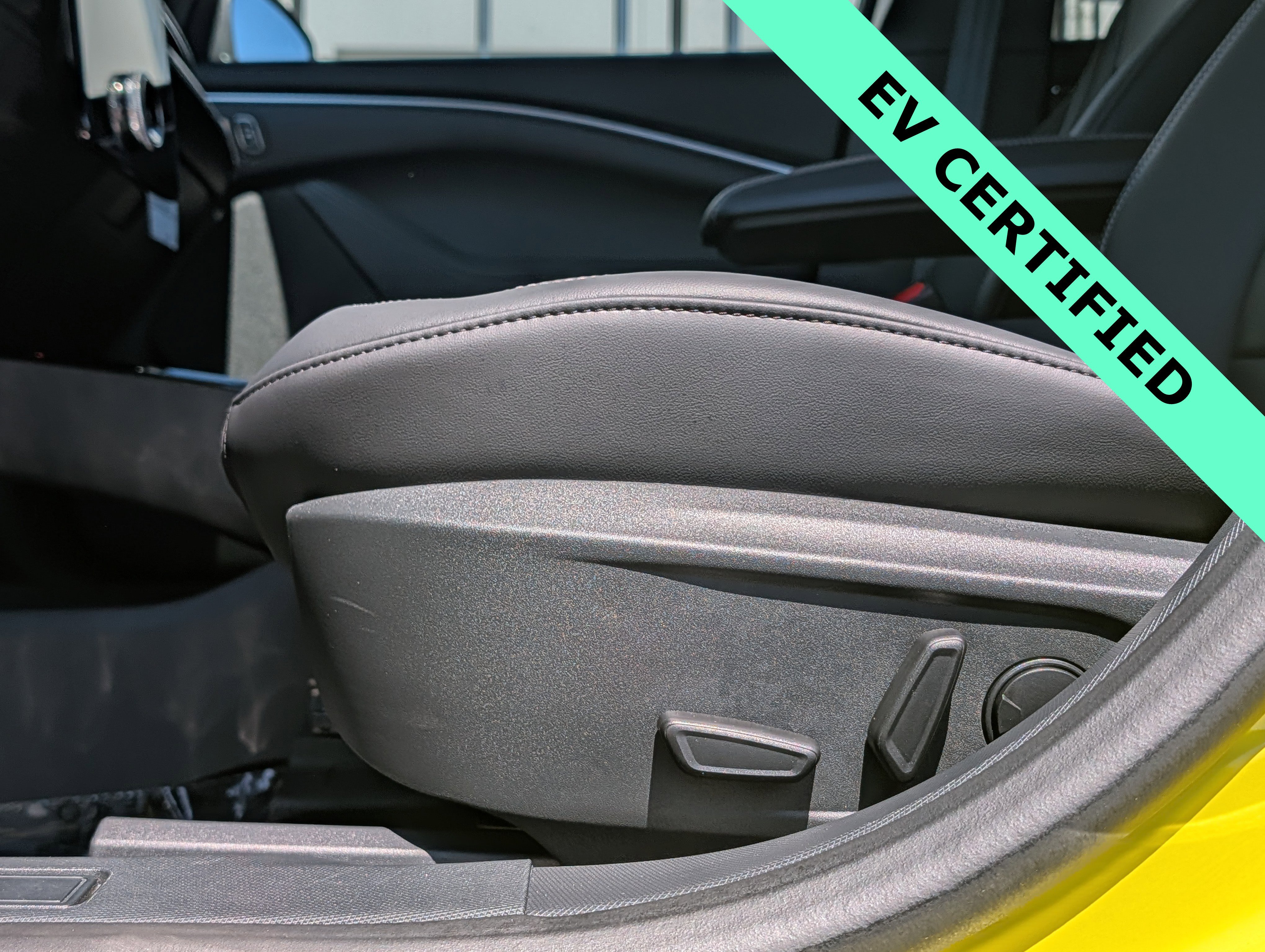 Certified 2025 Ford Mustang Mach-E Premium AWD/4WD image 23