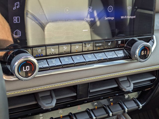 Used 2023 Chevrolet Colorado ZR2 w/ ZR2 Convenience Package III image 27