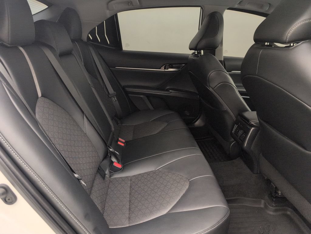 Used 2022 Toyota Camry XSE w/ Navigation Package FWD image 17