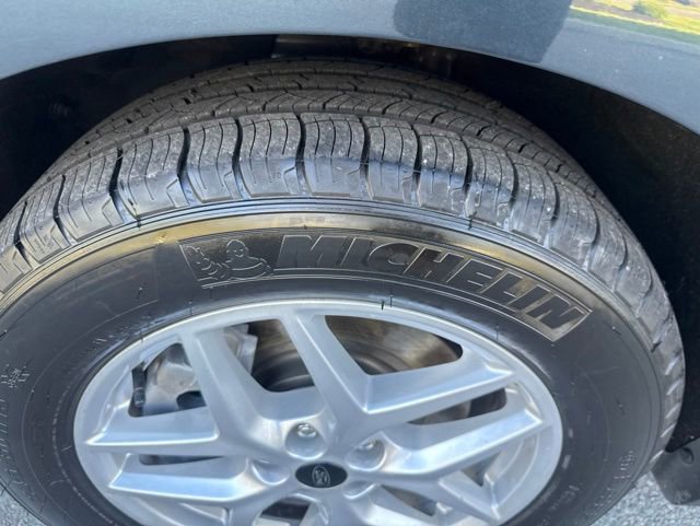 Certified 2024 Ford Edge SEL AWD/4WD image 14