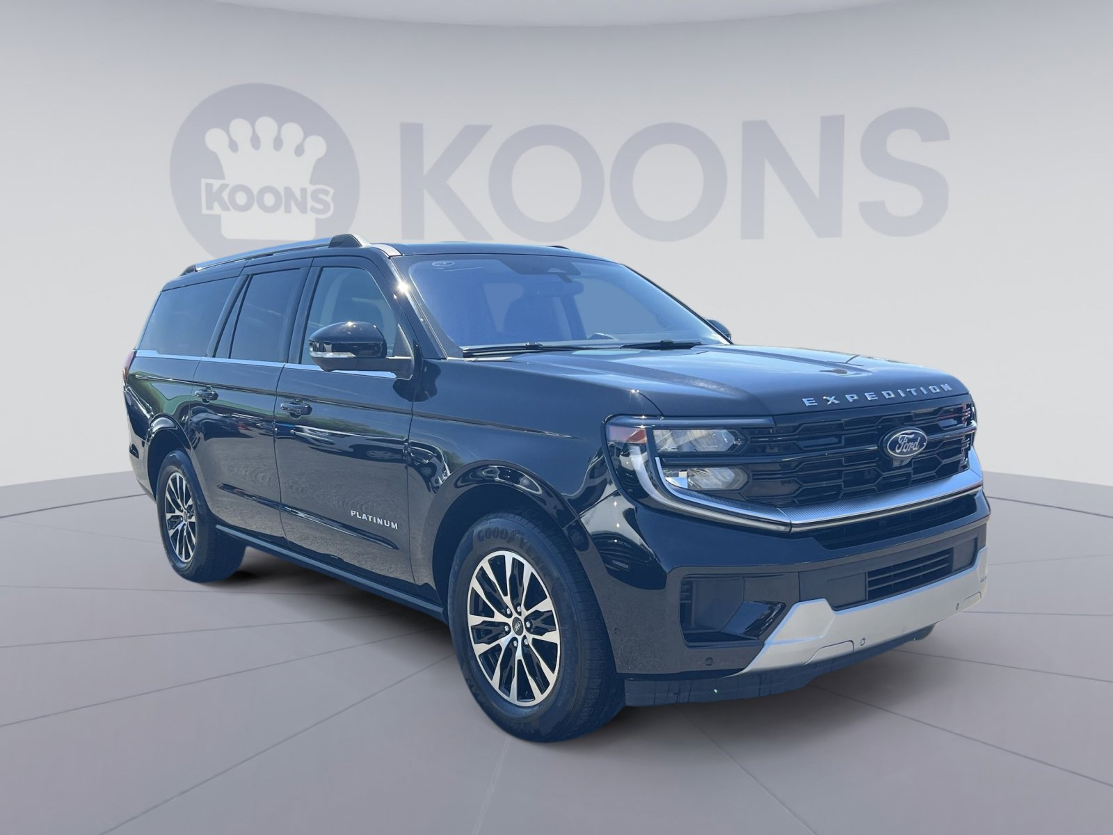 Certified 2025 Ford Expedition Max Platinum AWD/4WD image 2