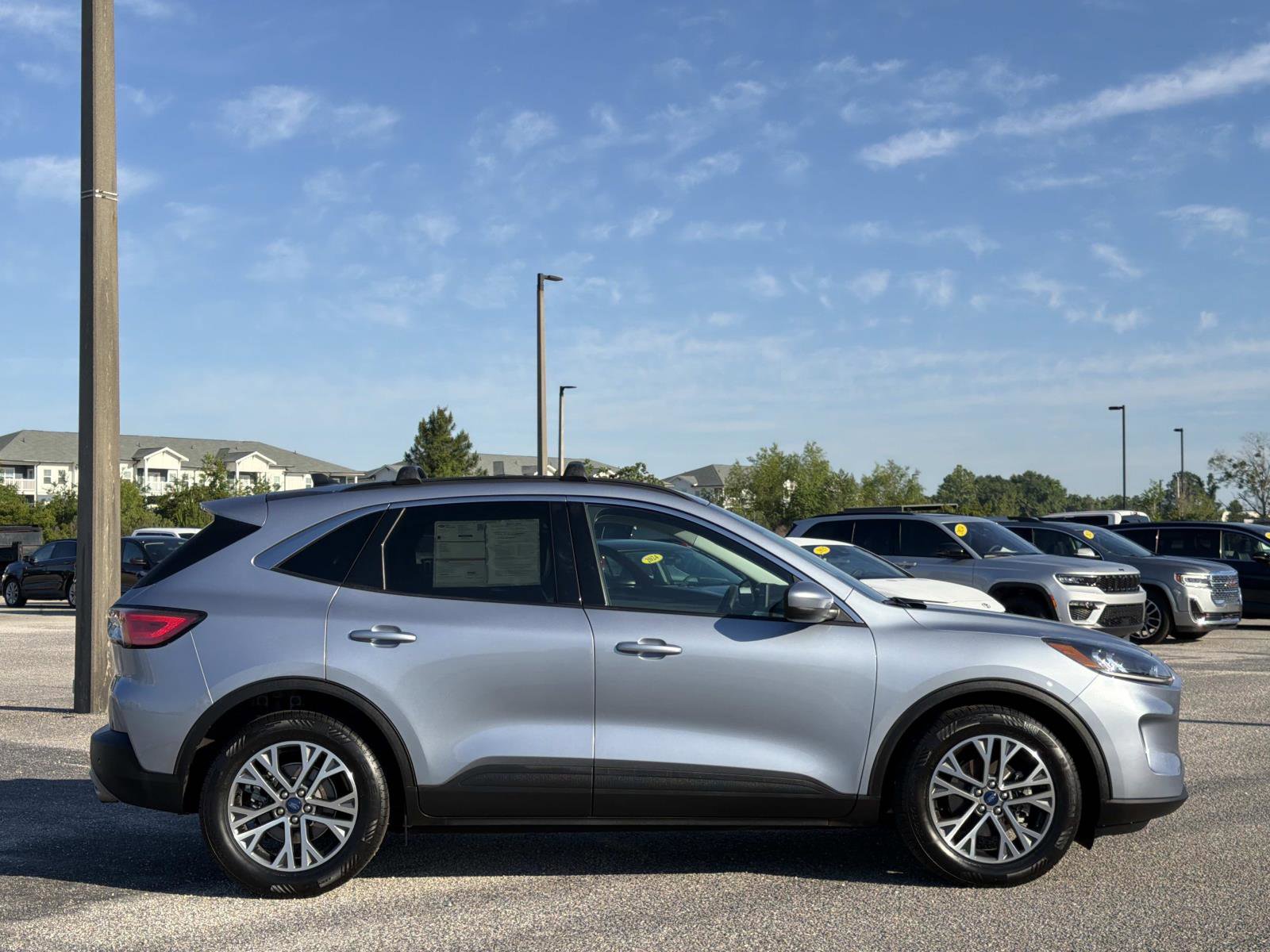 Certified 2022 Ford Escape SEL FWD image 3