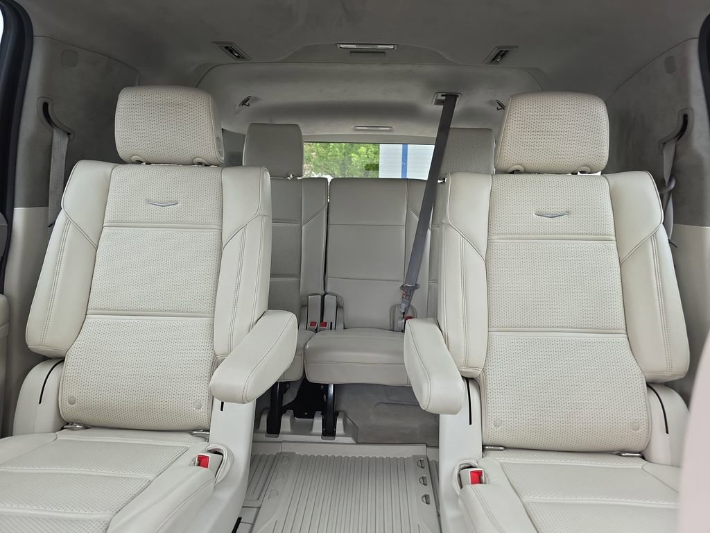Used 2022 Cadillac Escalade ESV Premium Luxury Platinum AWD/4WD image 40