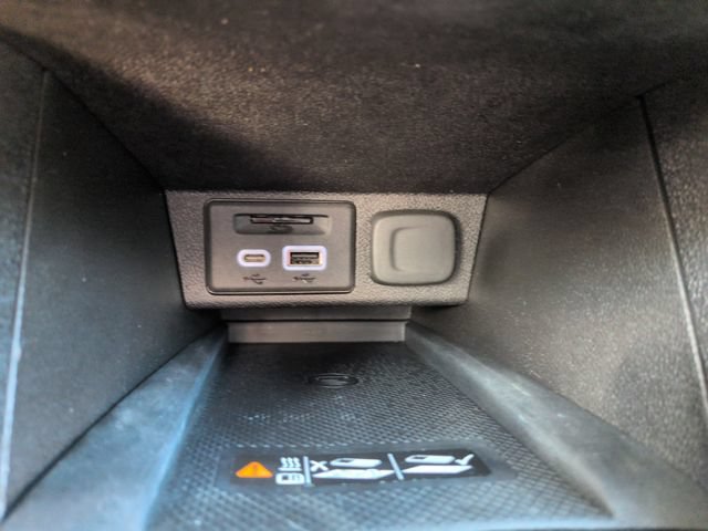 Used 2022 Chevrolet Bolt EUV Premier w/ Sun & Sound Package FWD image 42
