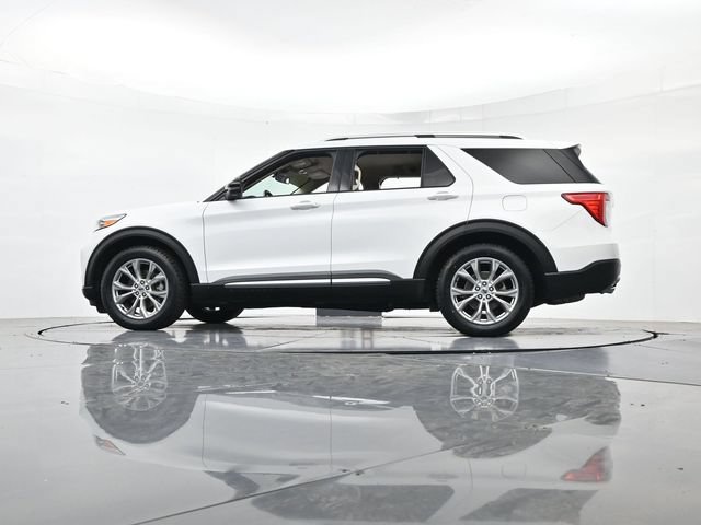 Certified 2022 Ford Explorer Limited w/ Equipment Group 301A RWD image 41