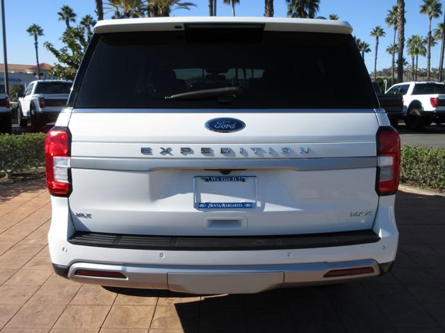 Certified 2024 Ford Expedition Max XLT image 3