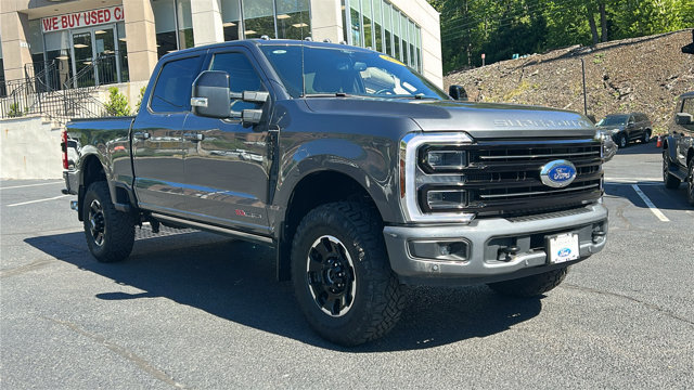 Certified 2025 Ford F250 Platinum w/ Tremor Off-Road Package AWD/4WD image 12