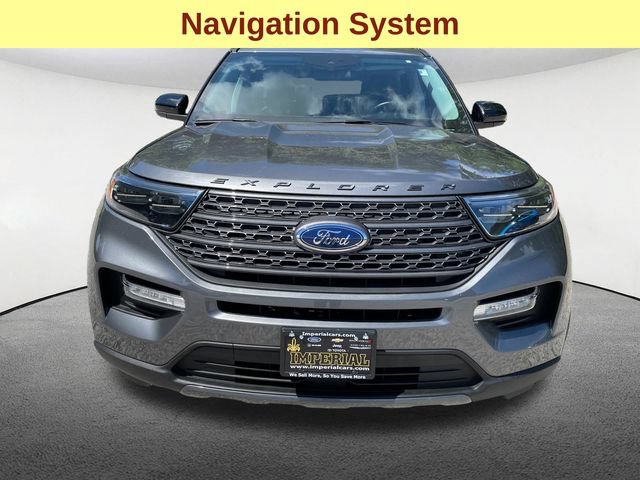 Certified 2022 Ford Explorer XLT w/ Equipment Group 202A AWD/4WD image 4