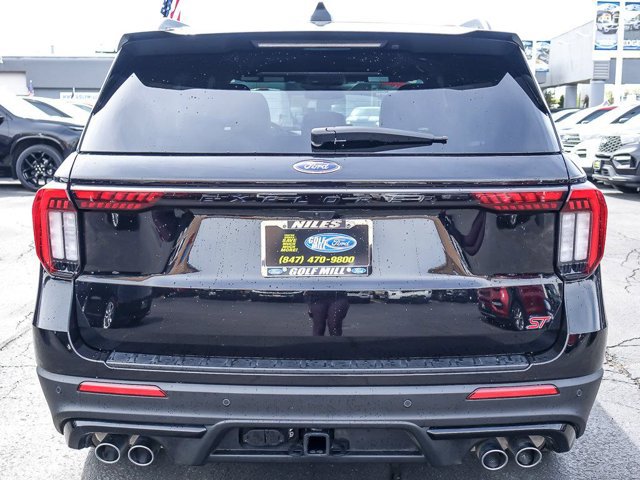 Certified 2026 Ford Explorer ST AWD/4WD image 8