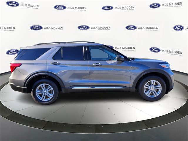Certified 2021 Ford Explorer XLT image 2