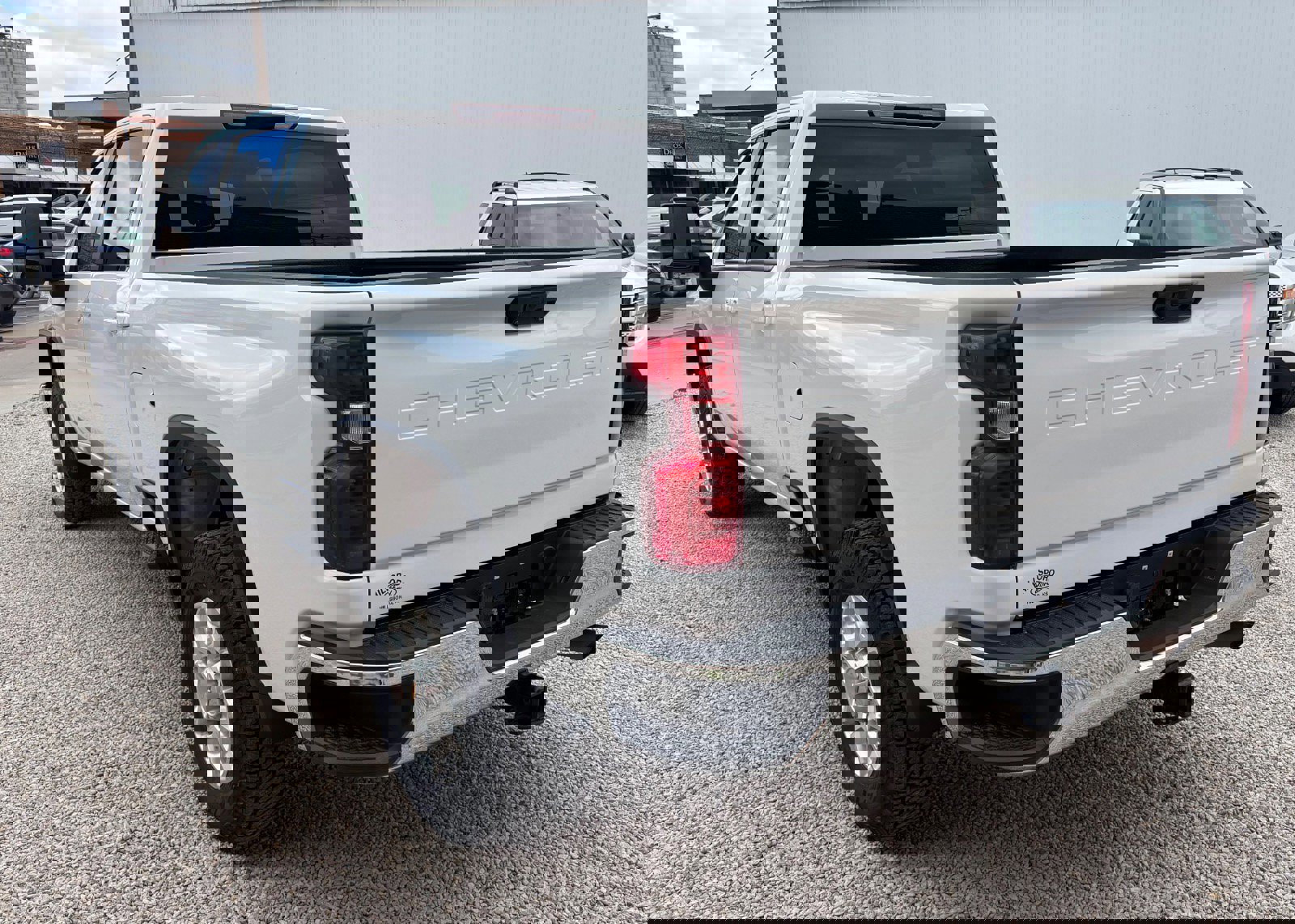 Used 2024 Chevrolet Silverado 2500 LT w/ Z71 Off-Road Package image 3